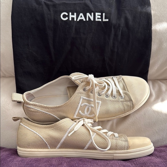 Chanel Cream Sneakers Elegant Minimalist Design - Picture 1 of 15